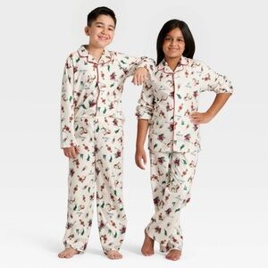 Kids' The Grinch Holiday Matching Family Sleep Pajama Set - Cream S